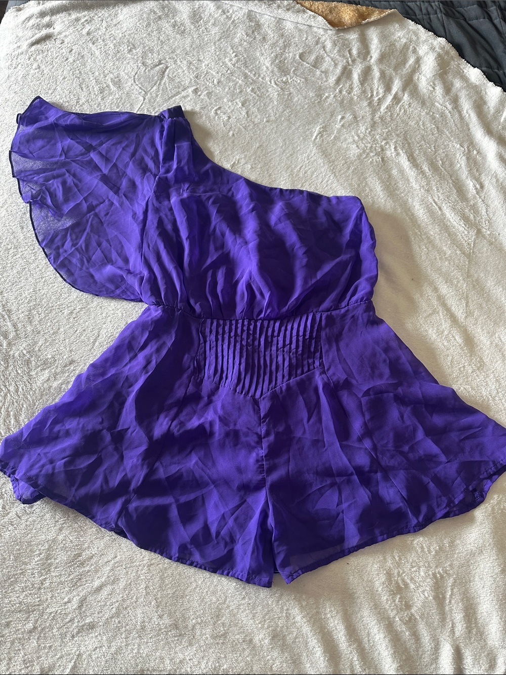 NWT Lulu’s One-Shoulder Purple Romper